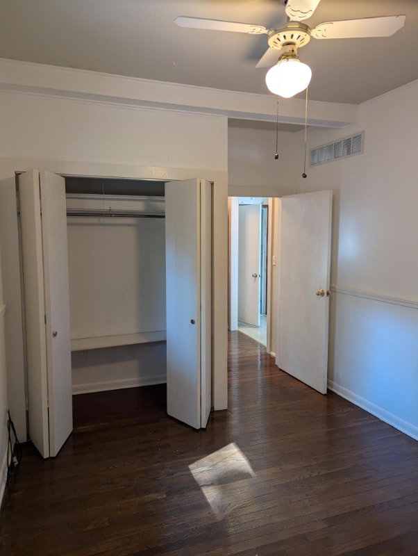 Building Photo - 118 Niles Ave