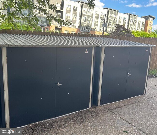 Foto del edificio - 700 Roeder Rd