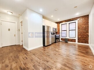 Building Photo - 14 Thayer St