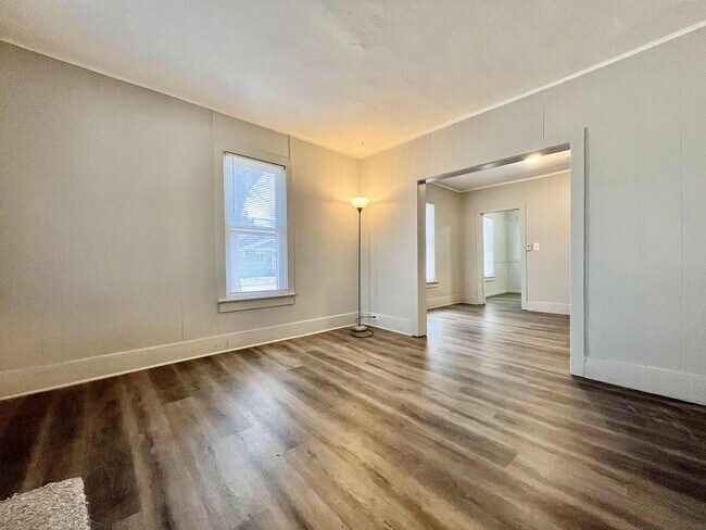 Building Photo - Two Bedroom Home in Muskegon