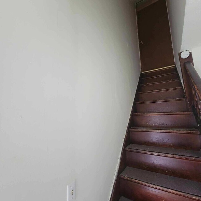 Foto del edificio - 127 N 9th St