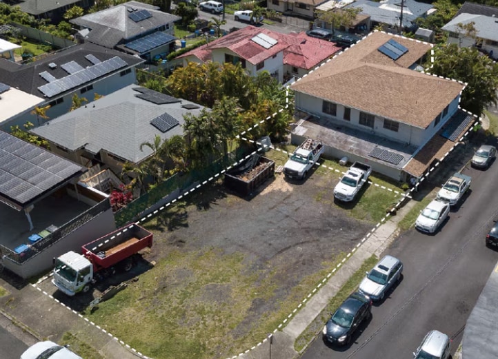 Primary Photo - 2144 Kauhana St