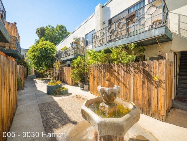 Building Photo - 9030 Harratt St