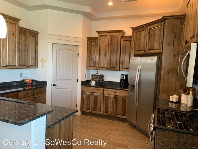 Building Photo - 3 br, 2 bath House - 2827 Rabbitbrush Drive