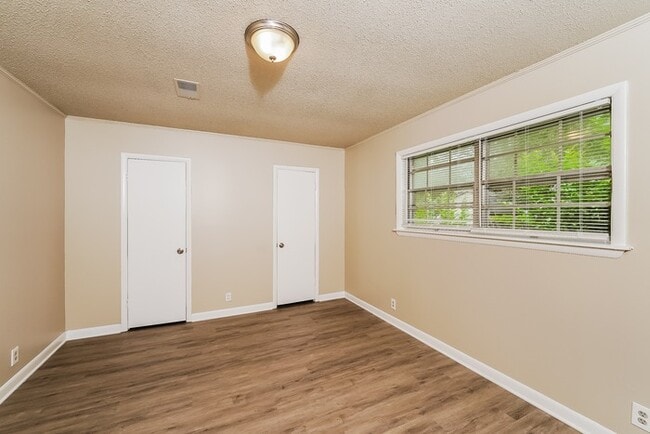 Foto del edificio - Charming 3 Bedroom Home
