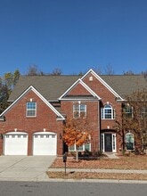 Building Photo - 4848 Pepper Dr