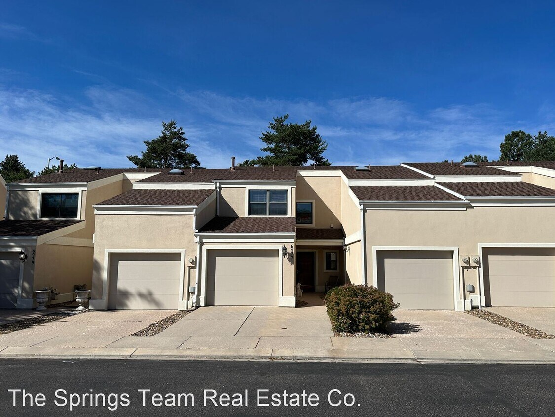 Foto principal - 3 br, 3 bath House - 6977 Gayle Lyn Lane