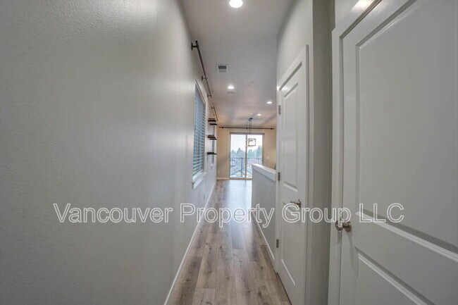 Foto del edificio - 13010 NE 24th Cir