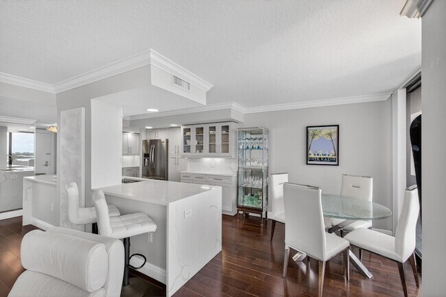 Foto del edificio - 4200 N Ocean Dr