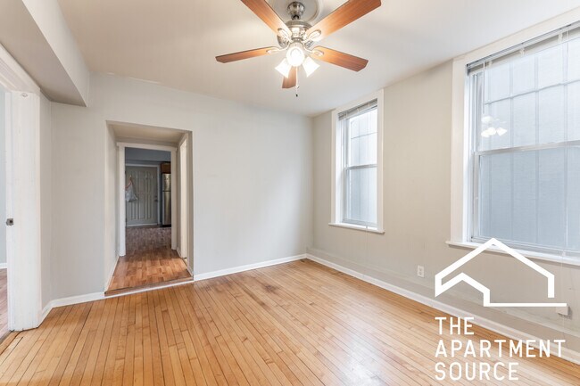 Building Photo - 2921 N Allen Ave