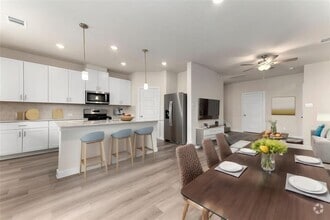 Building Photo - 3830 Glossy Lk Dr