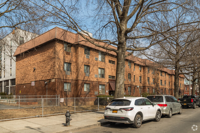 Building Photo - Caribe Gardens