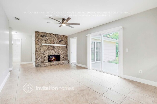 Foto del edificio - 12761 Sun Dance Ln