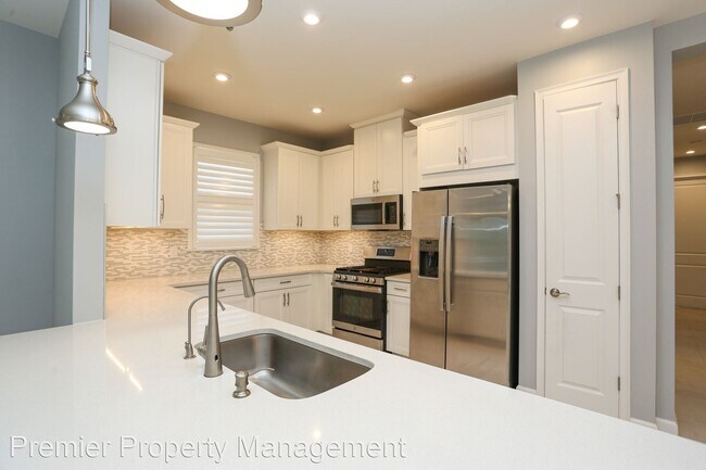 Foto del edificio - 2 br, 2 bath House - 8032 Calle Canovas Court