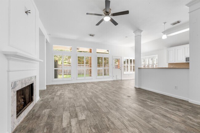 Building Photo - 18418 Sailfish Cove Dr