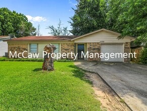 Building Photo - 12308 Knight Dr