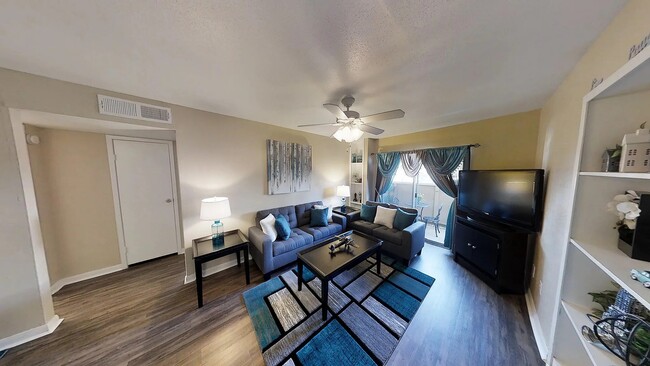 Foto del edificio - 8455 Will Clayton Pkwy