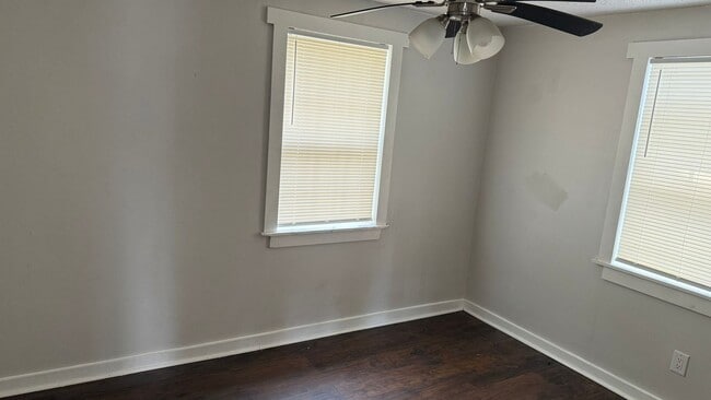 Building Photo - 2100 Patch St