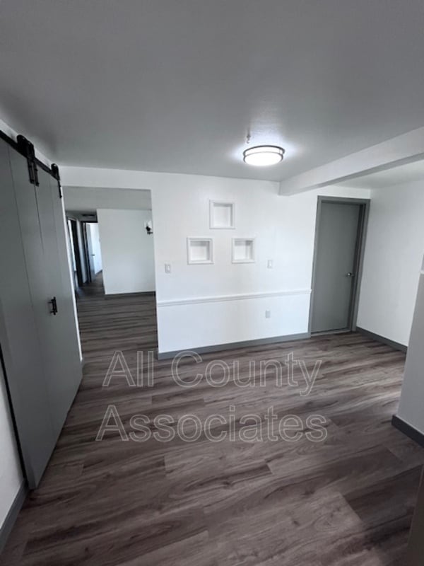 Foto del edificio - 7628 Dale Dr