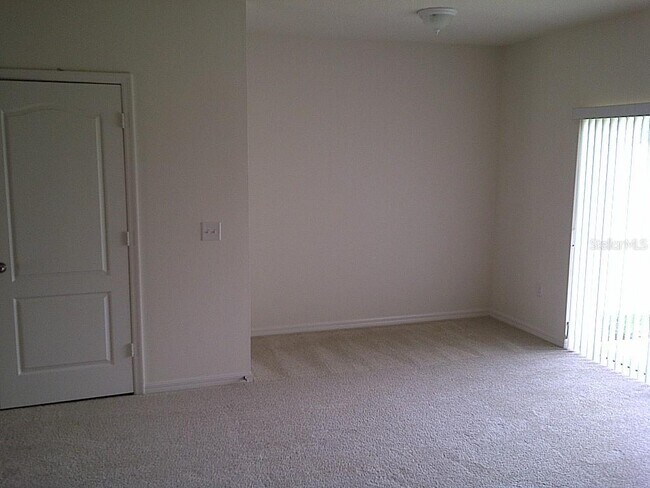 Foto del edificio - 1873 Chatham Pl Dr