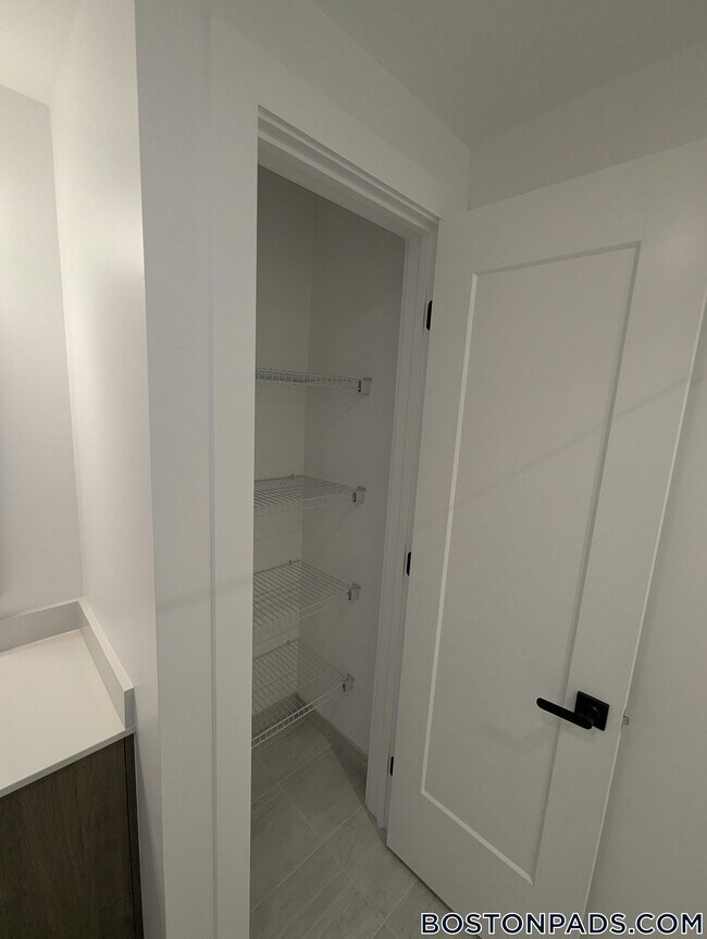 Foto del edificio - 199 Gardner St