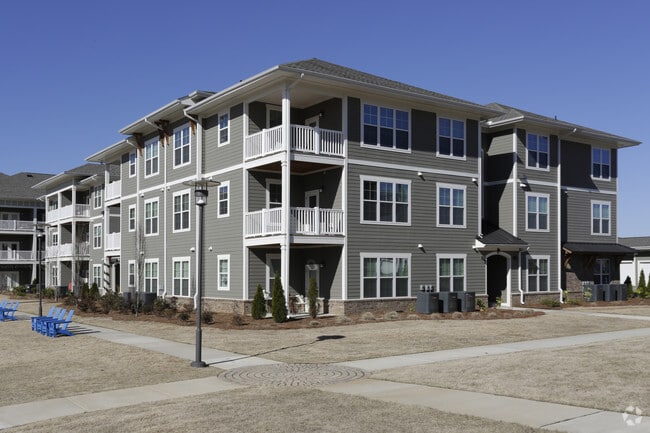Building Photo - Abberly Market Point