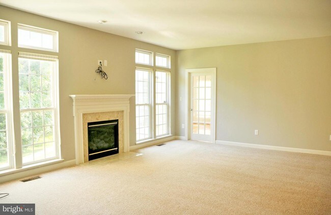 Building Photo - 1612 Durham Way