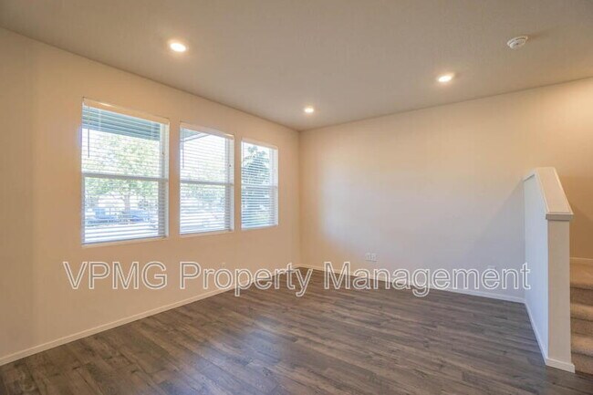 Foto del edificio - 2620 NE 117th Pl