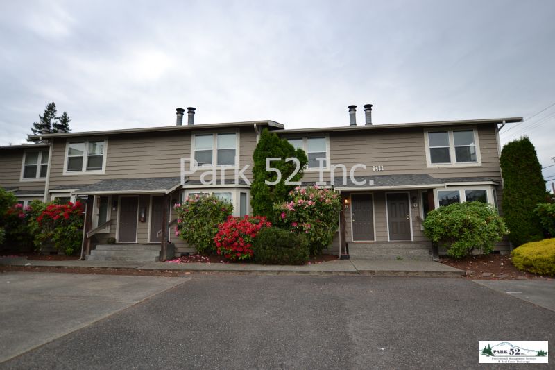 Primary Photo - 8432 6th Ave