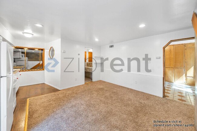Building Photo - 129 Zermatt Dr