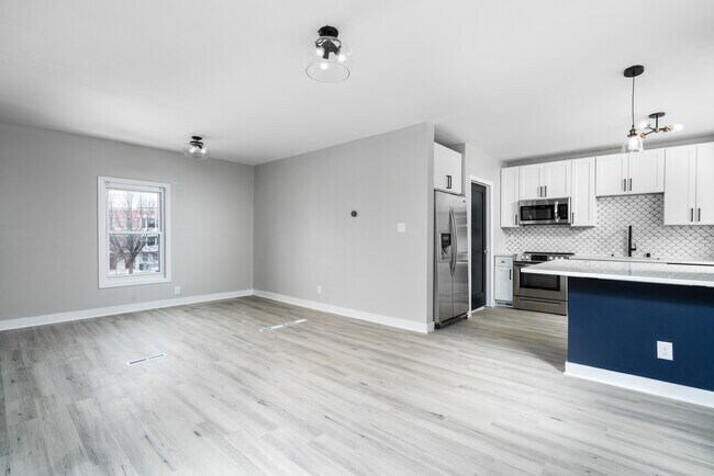 Building Photo - 1836 N Palmer St