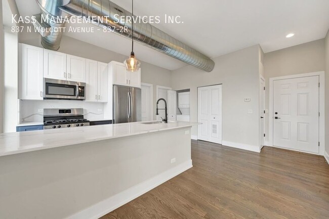Building Photo - 837 N Wolcott Ave