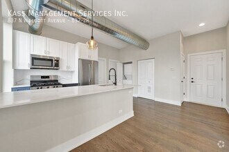 Building Photo - 837 N Wolcott Ave