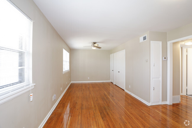 Interior Photo - Sandstone Apartments