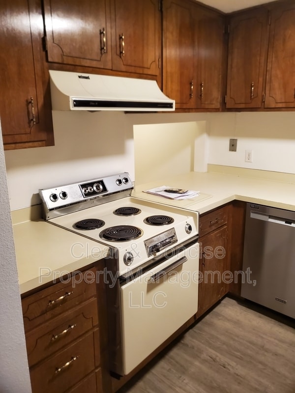 Photo - 2671 Woodstone Pl Apartment