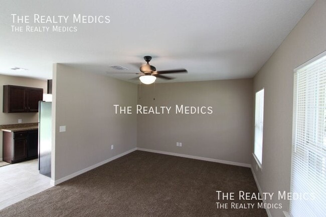 Foto del edificio - 15593 SW 48th Ave