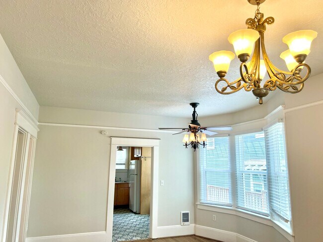Foto del edificio - Reed Neighborhood Beautifully Renovated 3-...