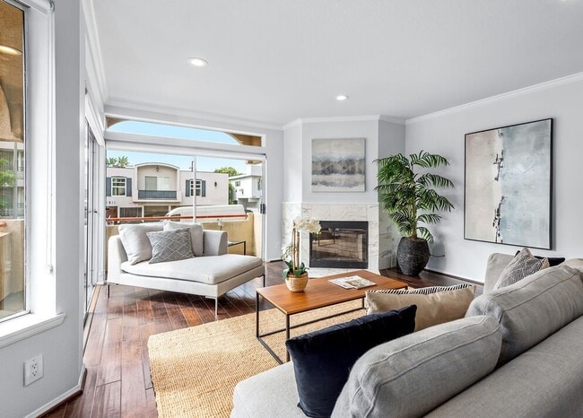 Building Photo - 1074 Peachtree Walk NE