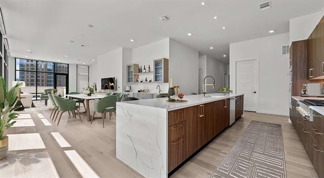 Foto del edificio - 2620 Maple Ave