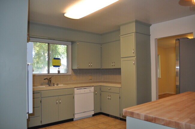 Foto del edificio - 786 Portal Drive