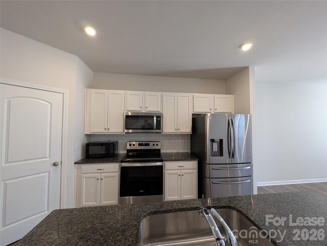 Building Photo - 3340 Blf Hl Ln