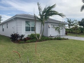 Building Photo - 11933 SW Poseidon Way