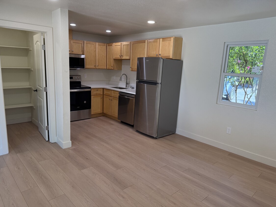 Photo - 3099 Laurel Dr (Sacramento, CA)