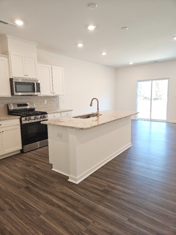 Foto del edificio - 3164 Lilac Grove Dr