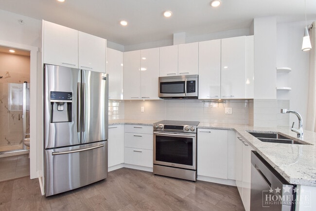 Building Photo - Corner Gem with Private Greenbelt Views – ...