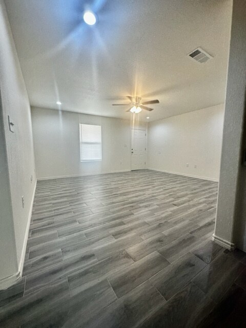 Foto del edificio - 3030 Lake Arthur Dr