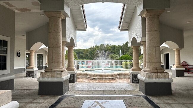 Foto del edificio - 13803 Fairway Island Dr