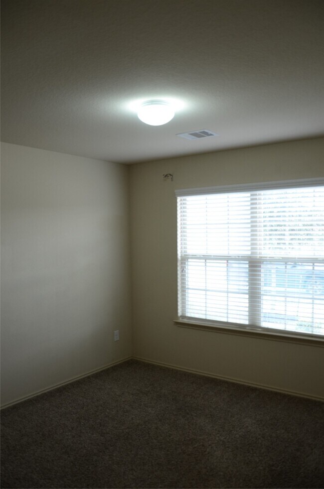 Foto del edificio - 3719 Indigo Forest St