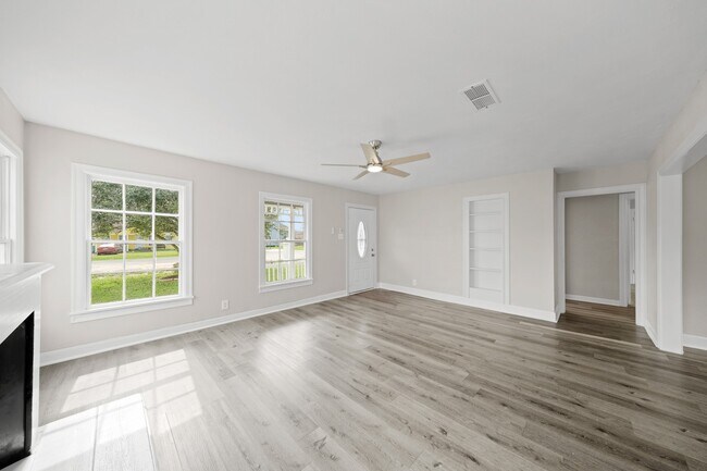 Foto del edificio - 904 Stubbs St