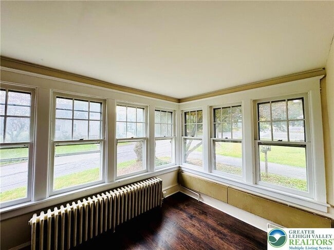 Foto del edificio - 2619 Broad St